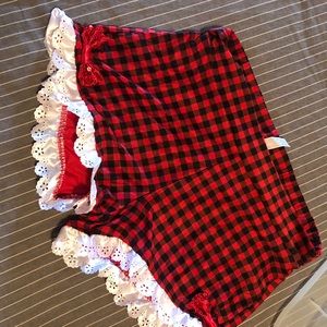 *Never worn* Plaid with red bows shorts